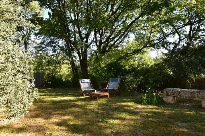 Chambre d’hôte pour 4 personnes, avec vue et jardin, animaux acceptés à Lauris - 2