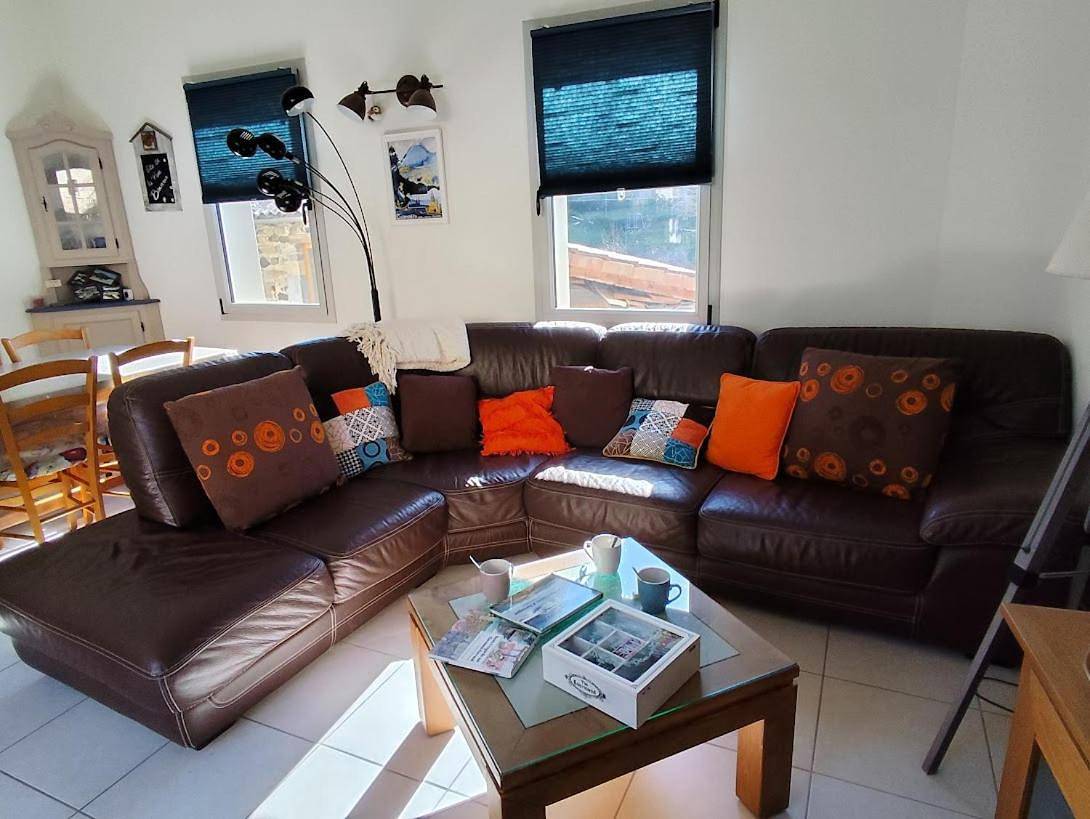 Three-Bedroom House in Ludesse, Parc naturel régional des Volcans d'Auvergne