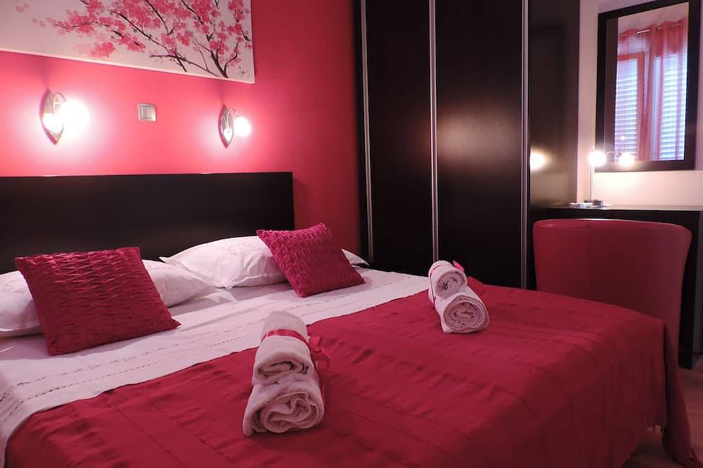 Ganze Wohnung, Schöne Wohnung Barada (****) in der Nähe des Meeres in Gradska plaža (Trogir), Trogir