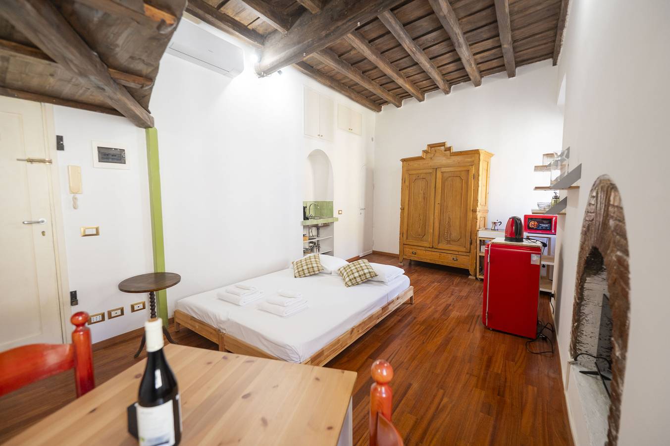 Monolocale intero, Trastevere Romantic Nest in Trastevere, Roma