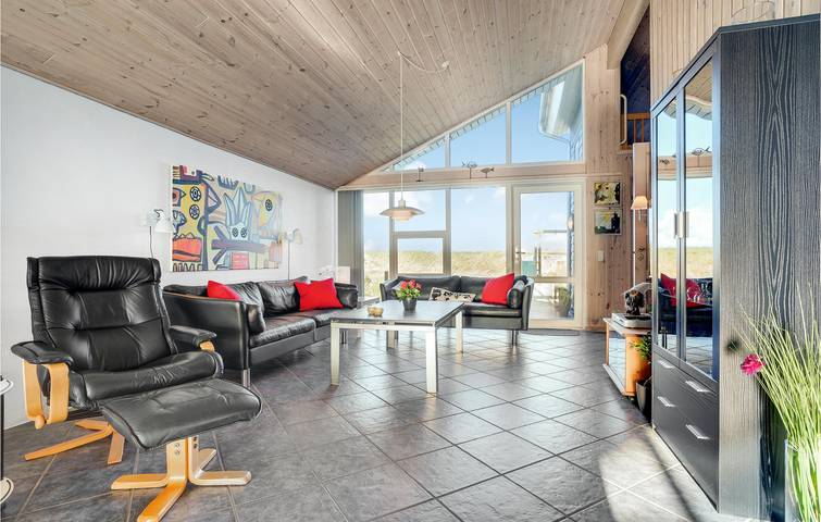 Ferienhaus für 8 Personen, mit Terrasse und Whirlpool sowie Sauna und Garten in Agger - 4