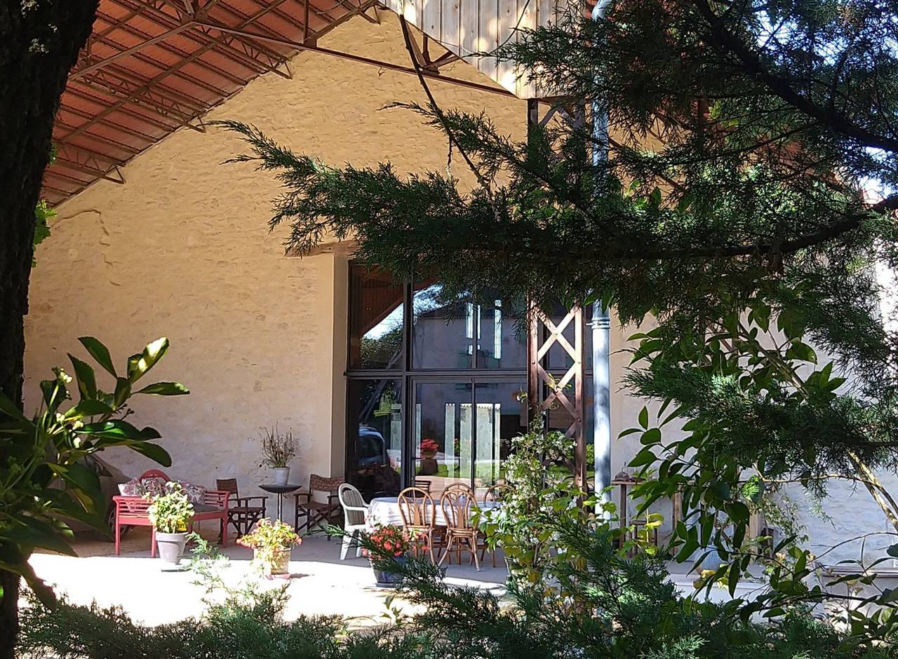 Chambres d'hôtes Les Chênes Jumeaux - Chambre fleur in Bournel, Région de Villeneuve-sur-Lot