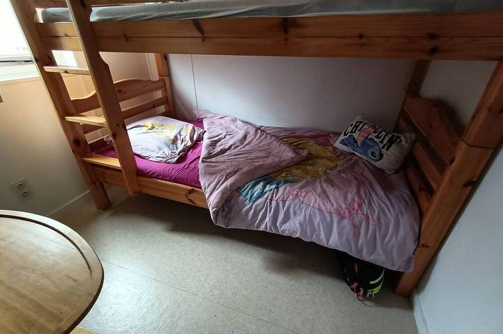 Gîte pour 4 personnes, avec piscine et terrasse à Champs-Romain - 2