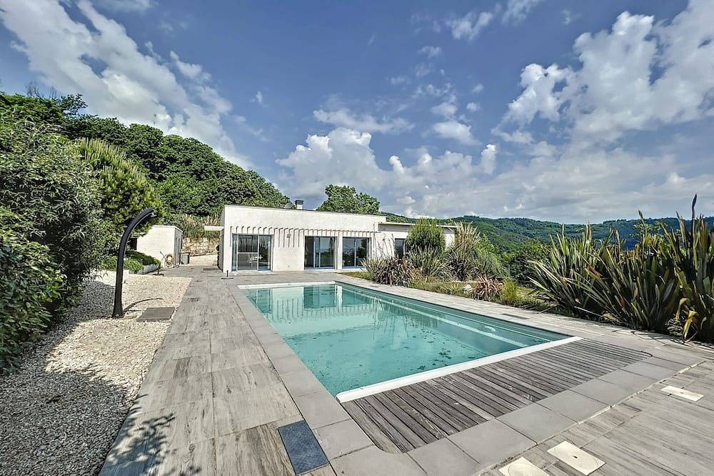 La villa vivaraise in Chazeaux, Parc naturel régional des Monts d'Ardèche
