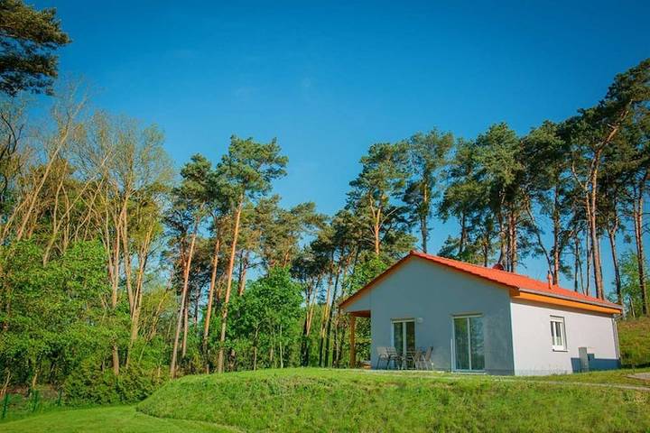 Ferienhaus für 6 Personen, mit Terrasse und Sauna in Storkow