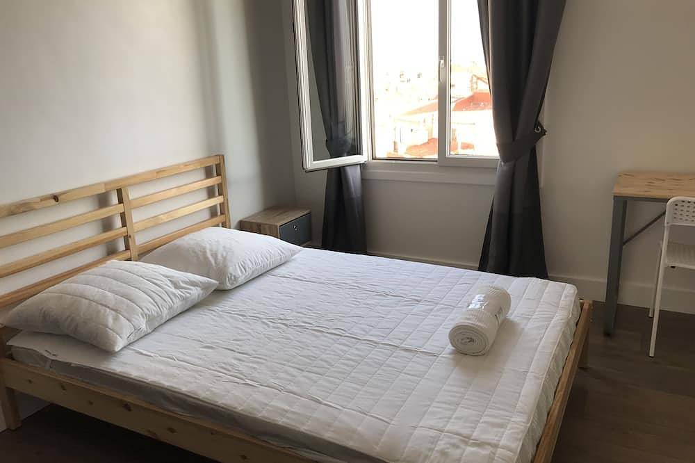 Appartement entier, Bel Appartement F4 Lumineux Ensoleillé avec Grande Terrasse in Perpignan, Côte d'Améthyste