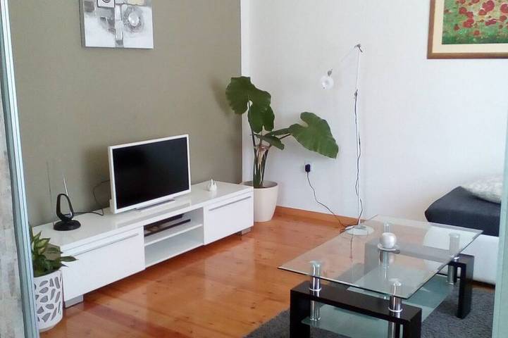 Ganze Wohnung, Ferienwohnung in Poljana mit Meerblick, Terrasse, Klimaanlage, W-Lan (3617-1) in Plaža Poljana, Poljana