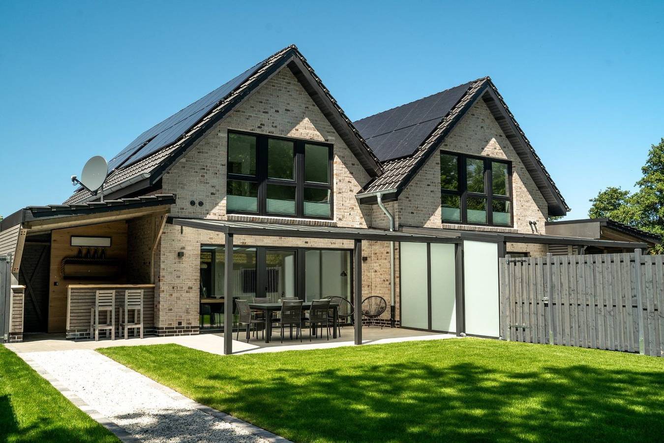 Hundefreundliches Ferienhaus Hygge an der Nordsee mit Sauna und Garten in Sehestedt (Jade), Jade