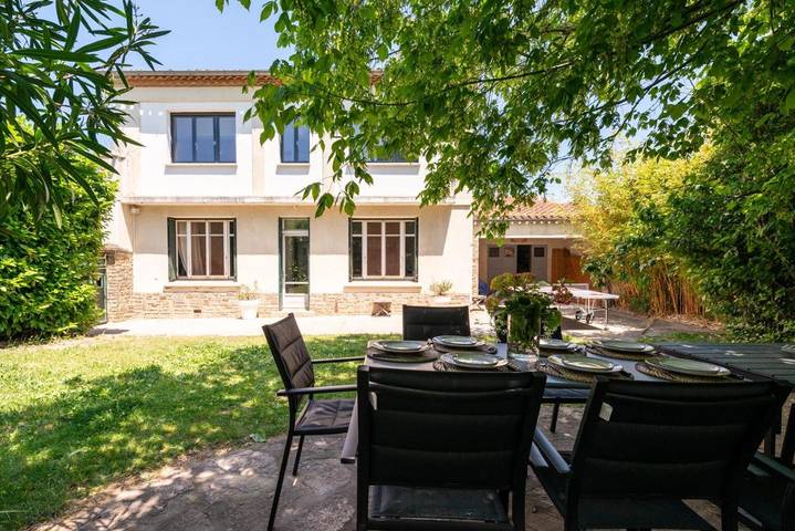 Villa pour 14 personnes, avec terrasse ainsi que vue et piscine à Carcassonne - 3