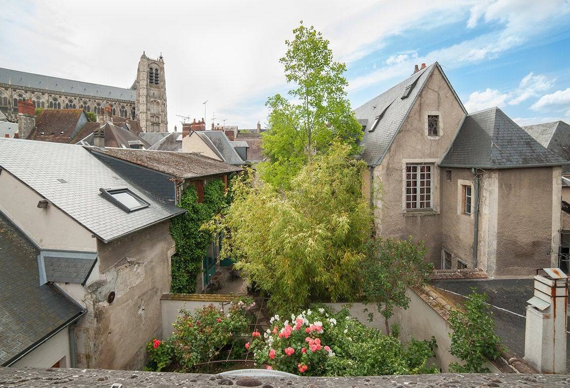Les Bonnets Rouges - Suite Romance in Bourges, Région de Bourges