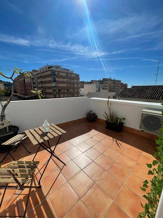 Apartamento para 3 personas, con terraza y vistas en Playa del Palo