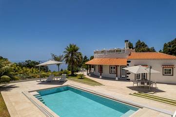 Casa rural para 6 personas, con vistas además de jardín y piscina en El Paso