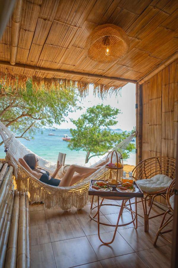 Hôtel pour 2 personnes, avec balcon dans Ko Larn