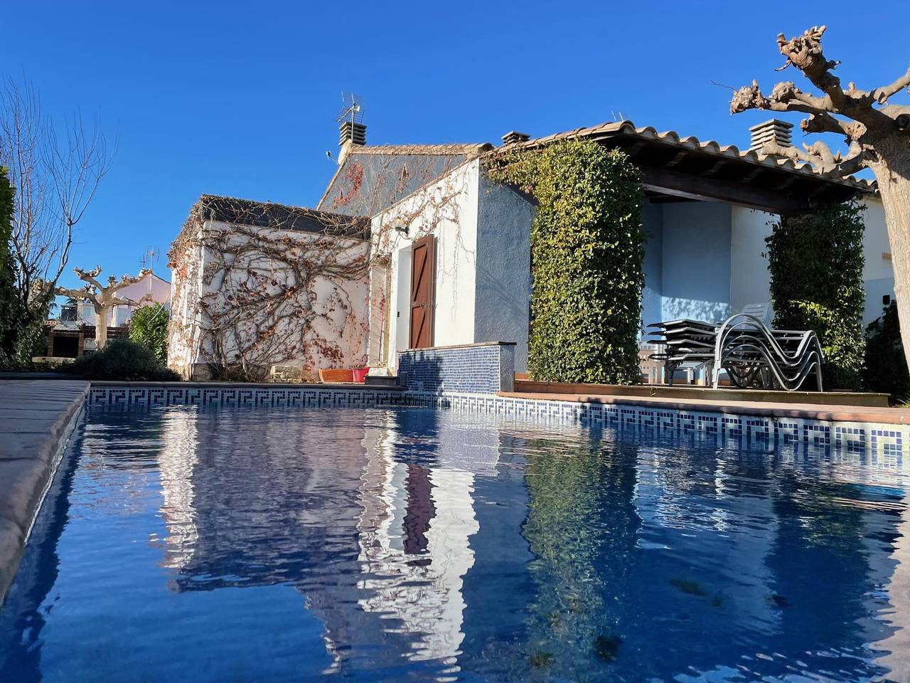 Family villa in L'Escala with private pool and barbecue in L'Escala, Upper Empordà