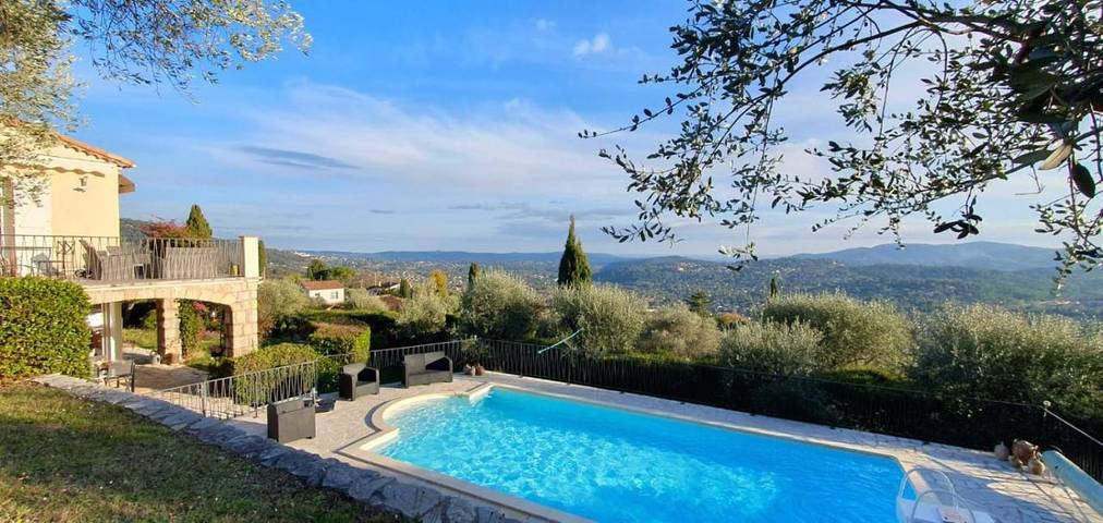 Location de vacances pour 4 personnes, avec jardin et piscine ainsi que vue sur le lac et vue à Spéracèdes - 4