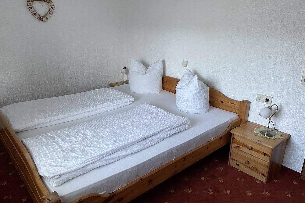 Ganze Wohnung, Ferienwohnung mit 3 Schlafzimmer 2021 neu renoviert und Wellness in Fontanella, Bezirk Bludenz