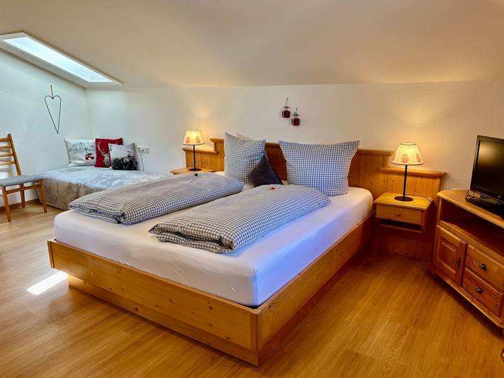 Ferienwohnung für 2 Personen, mit Balkon im Mittenwald
