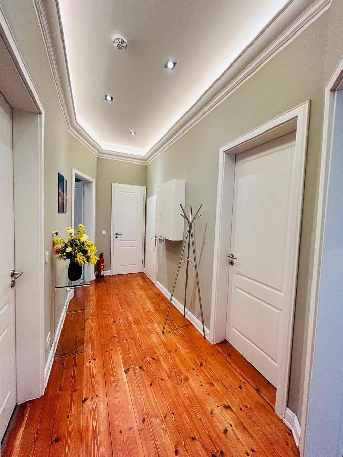 Ganze Wohnung, Two-Bedroom Apartment in St. Georg, Hamburg