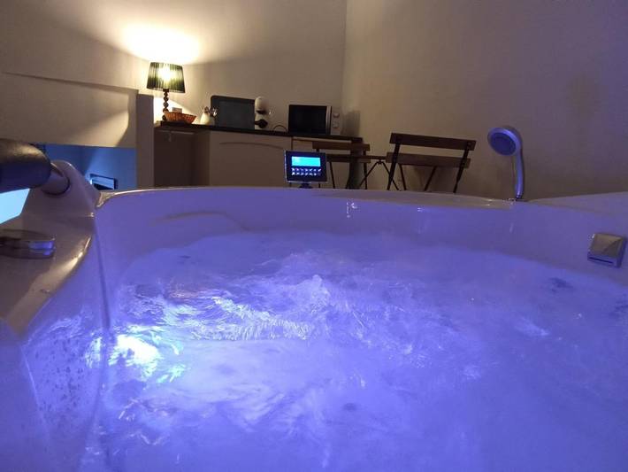 Casa rural para 3 personas, con terraza y vistas, Se admiten mascotas en Baños de la Encina - 4