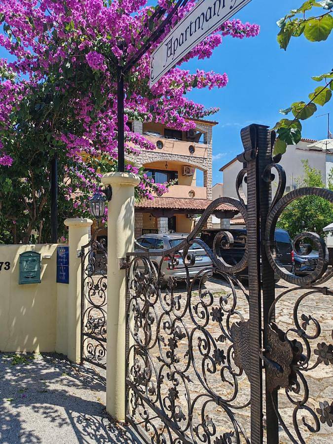 Slim apartman i sobe in Medulin City, Medulin