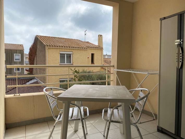 Gîte pour 2 personnes, avec terrasse dans Office de Tourisme de Balaruc Les Bains
