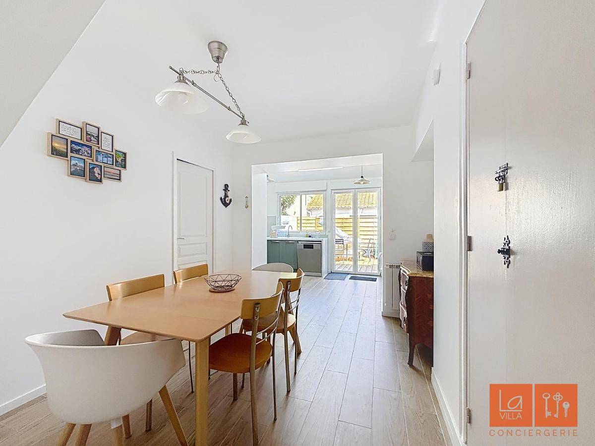 Three-Bedroom House in Wimille, Région de Boulogne-sur-Mer
