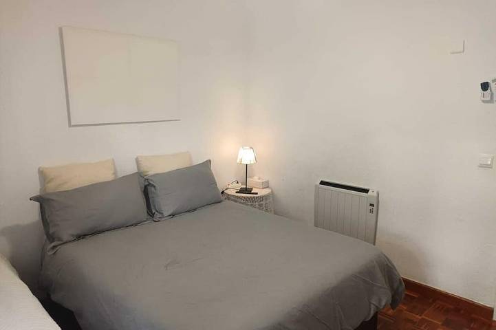 Appartamento intero, CentroTorremolinos, spiaggia, accogliente, spaziosa, Wi-Fi, aria condizionata, spaziosa in Torremolinos Centre, Torremolinos