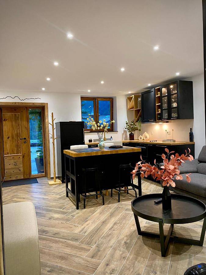 Gîte pour 2 personnes, avec vue à Bozel - 3