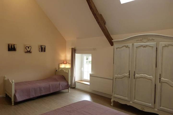 Location de vacances pour 14 personnes, avec jardin et terrasse à Mandeville-en-Bessin - 2