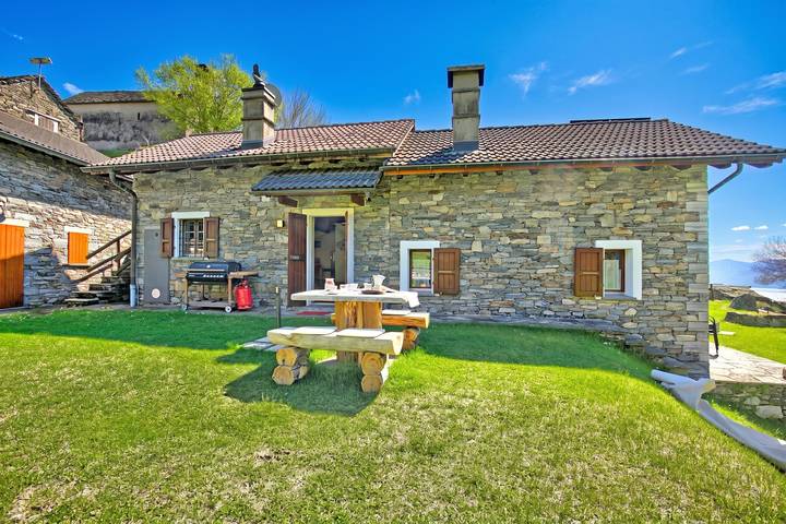 Chalet für 3 Personen im Ticino