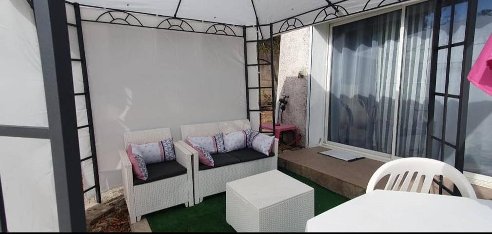 Gîte pour 4 personnes, avec vue et jardin à Vero - 3