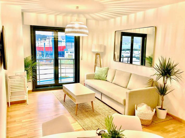 Apartamento entero, Apartamento de vacaciones para 4 personas con jardín in Praia de Celeiro (Viveiro), Viveiro