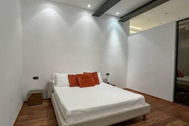 Apartamento entero, Loft @ Veratti by icasamia .it in Varese, Provincia de Varese