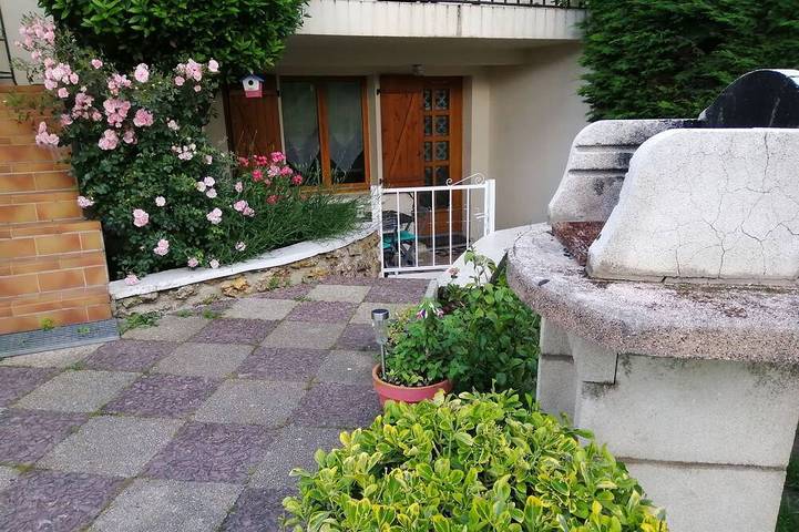 Appartement de vacances pour 4 personnes, avec Terrasse et Jardin à Montmorency