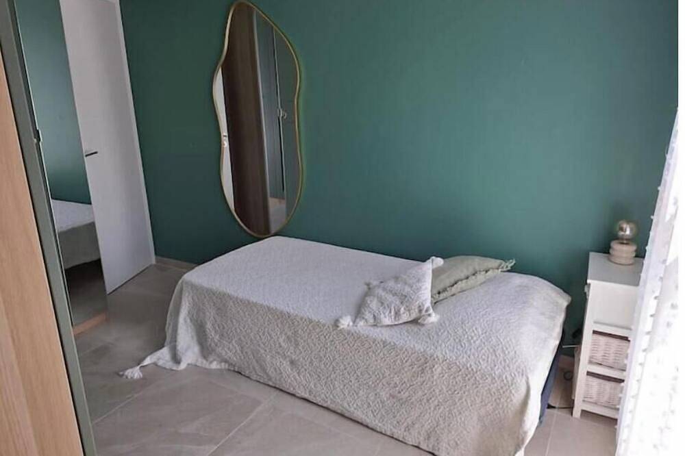 Ganze Wohnung, Apartment with terrace and garden in the heart of Le Beausset - near Le Castellet in Le Beausset, Mittelmeerküste (Frankreich)