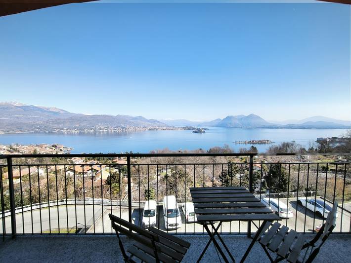 Ganze Wohnung, Ferienwohnung für 6 Personen mit Seeblick in Baveno, Comune di Baveno