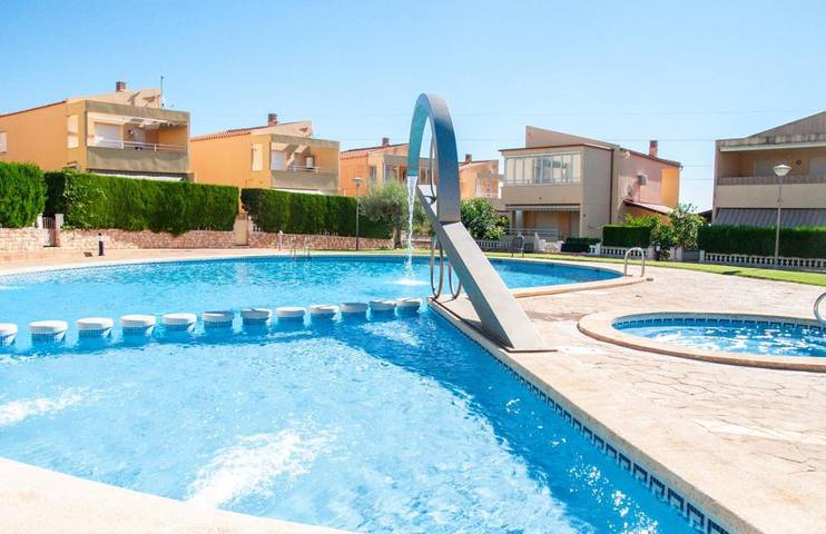 Villa pour 8 personnes, avec jardin et piscine ainsi que bassin pour enfant et jacuzzi à Peñíscola - 4