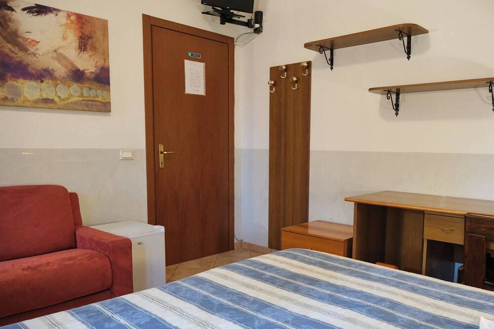 Zweibett- oder Doppelzimmer in einem schönen B&B in Porto Viro in Porto Viro, Polesine