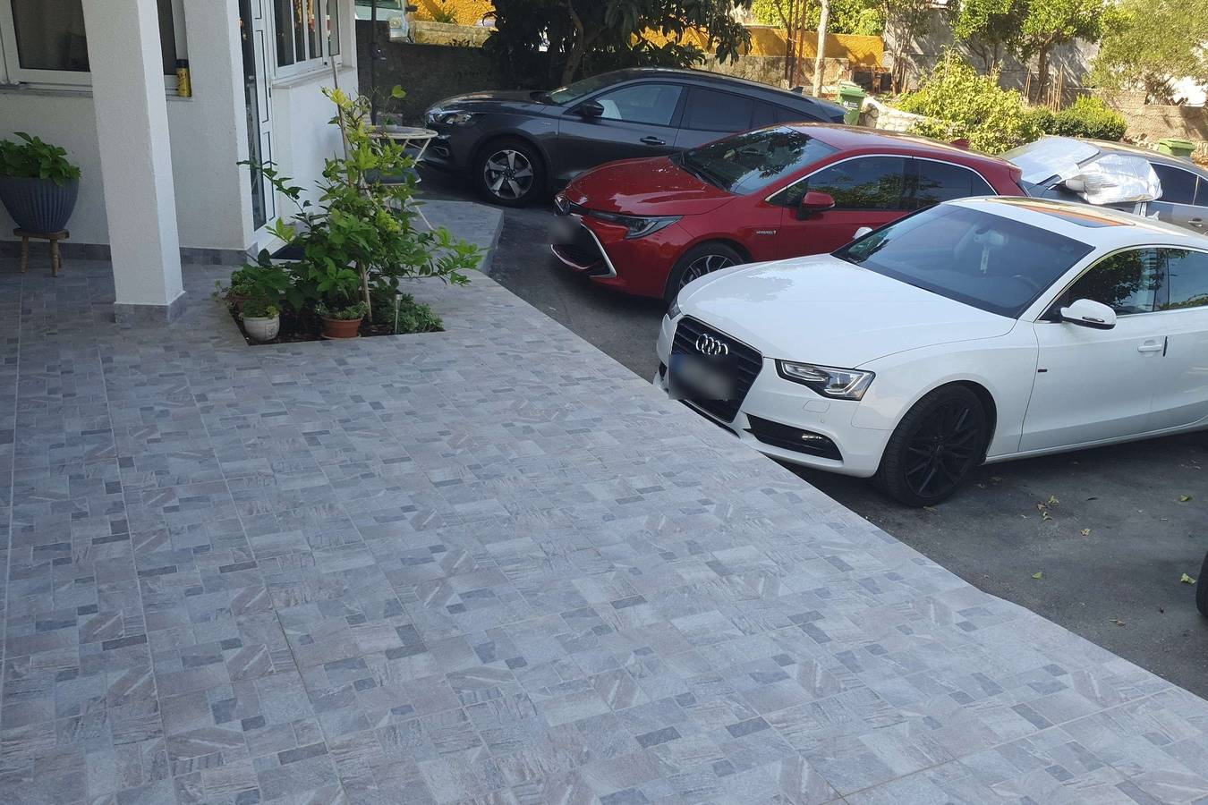 Ganze Wohnung, 4-Zimmer-Ferienwohnung mit Balkon und Meerblick Okrug Gornji, Ciovo A-23007-a in Okrug Gornji, Ciovo