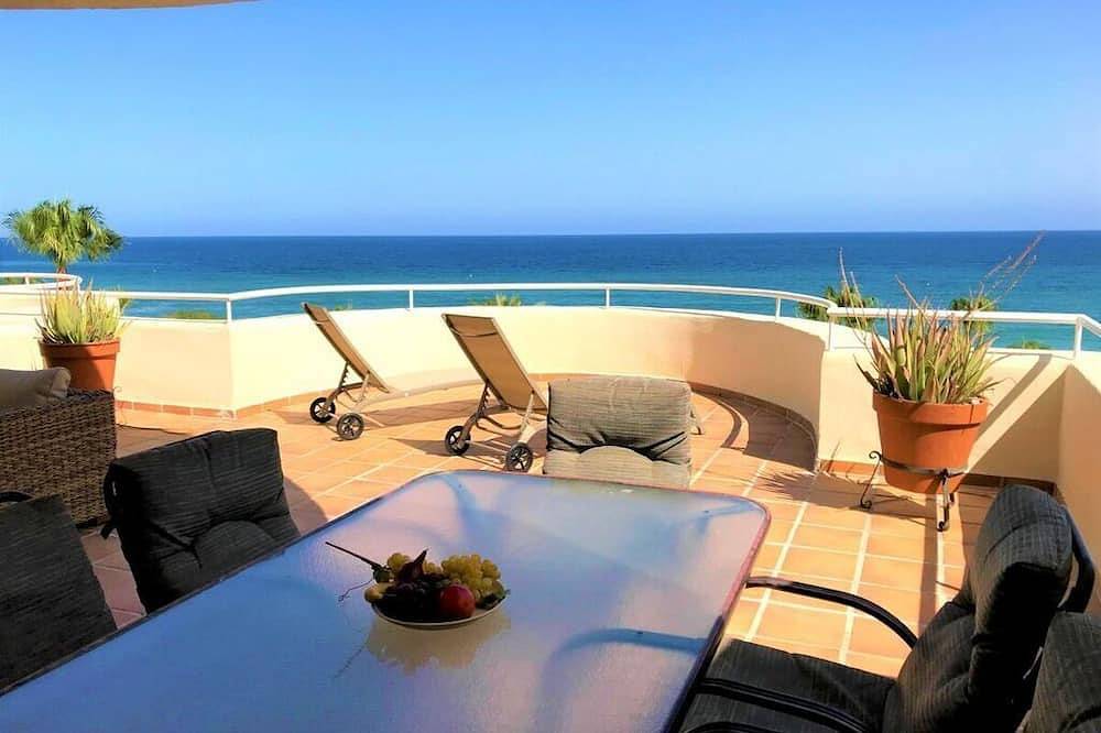 Penthouse Bermuda Beach 2 in Buenas Noches, Estepona