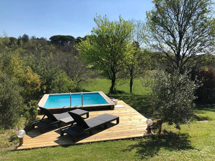 Location de vacances pour 4 personnes, avec piscine ainsi que jardin et vue à Saint-Paul-Lizonne - 2