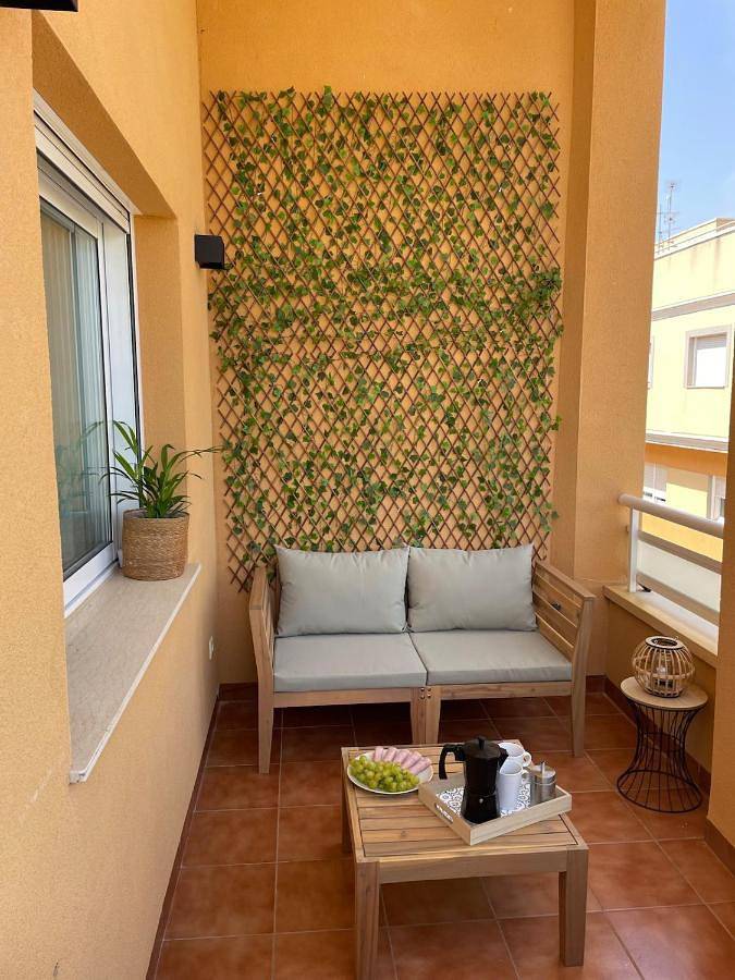 Gîte pour 5 personnes, avec terrasse ainsi que piscine et vue dans Els Muntells - 3