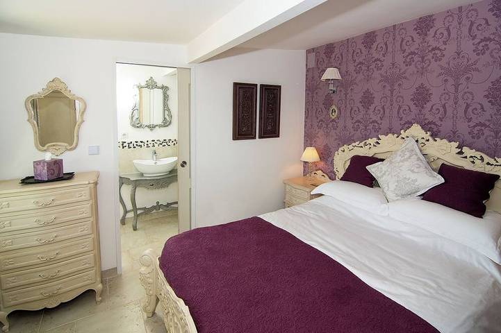 Gîte pour 2 personnes, avec terrasse et jardin à Saint-Séverin - 3