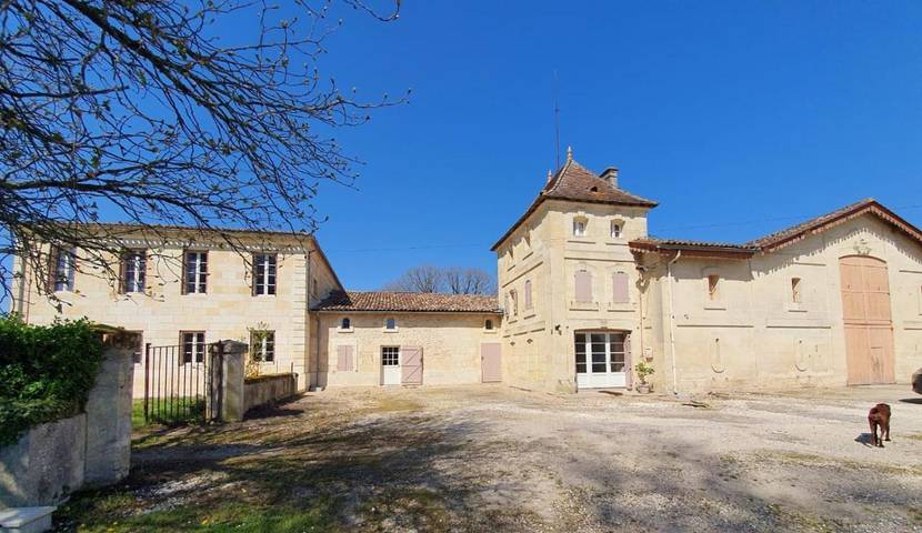 Maison d’hôte pour 6 personnes, avec Jacuzzi et Terrasse ainsi que Jardin et Vue à Lugon-et-l'Île-du-Carnay