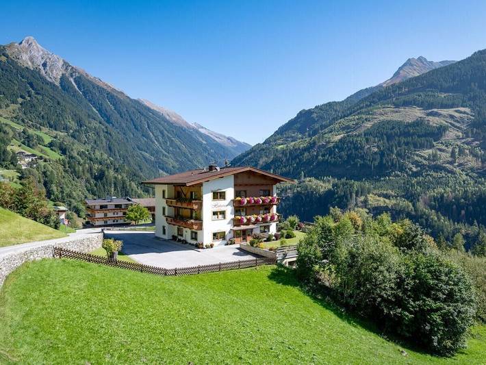 Ferienhaus für 4 Personen, mit Balkon und Sauna
