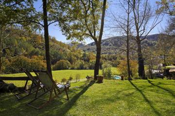Casa Rural Con Piscina para 6 Personas en San Juan de las Abadesas, Pirineos, Foto 3