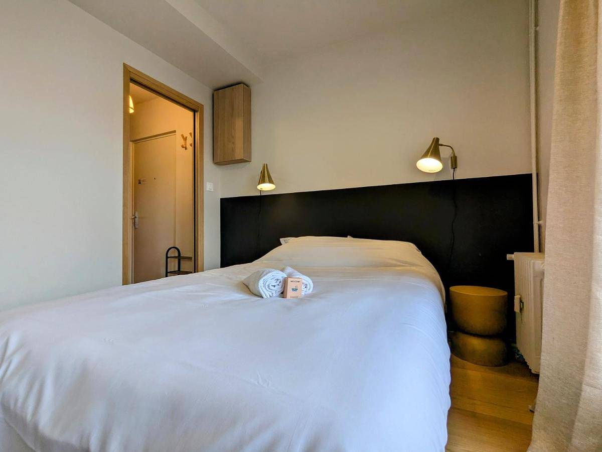 Appartement entier, One-Bedroom Apartment in Le Coteau, Région de Roanne
