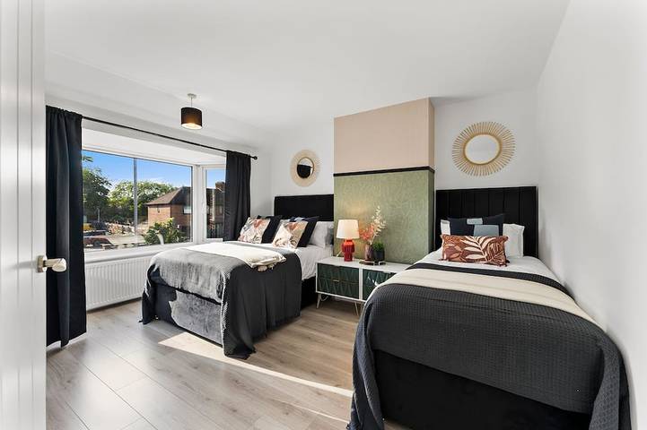 Spacious 4-Bedroom Family Retreat in Coleridge Ward, Cambridge