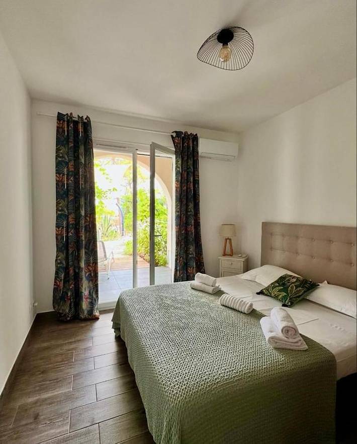 Gîte pour 4 personnes, avec vue et jardin à Biguglia - 4