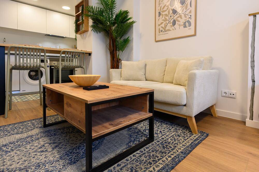 Entire apartment, Modern studio apartment with private terrace and excellent communal areas in San Sebastián de los Reyes, Madrid Province
